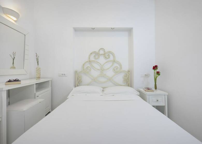 Carbonaki Hotel