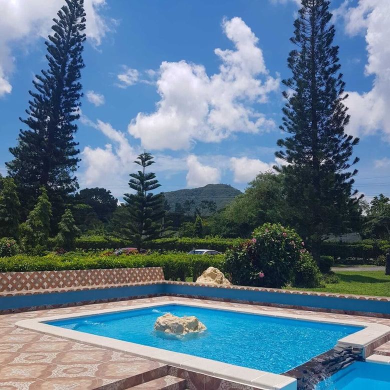 Hotel Y Restaurante Valle Verde