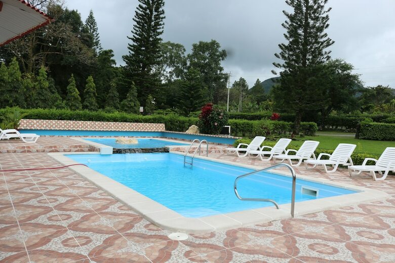 Hotel Y Restaurante Valle Verde