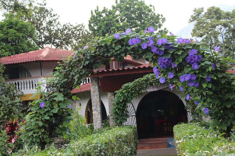 Hotel Y Restaurante Valle Verde