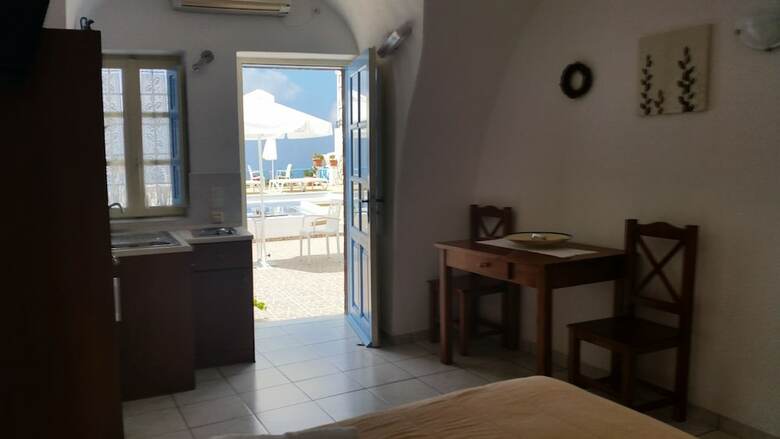 Aparthotel Kasimatis By La Perla