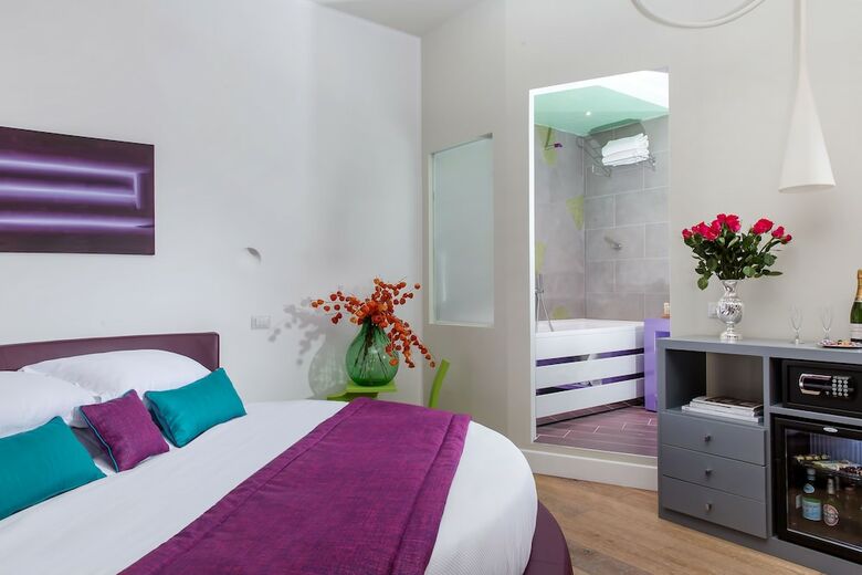 Boutique Centrale Relais