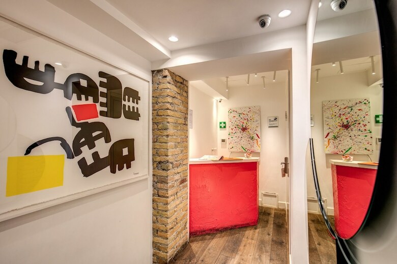 Boutique Centrale Relais