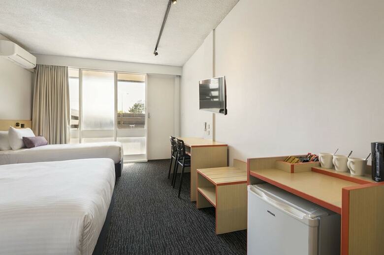 Motel Nightcap At Waltzing Matilda Hotel