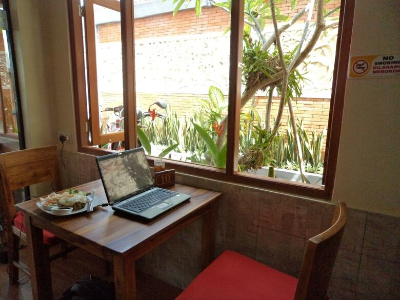 Posada Brata Inn