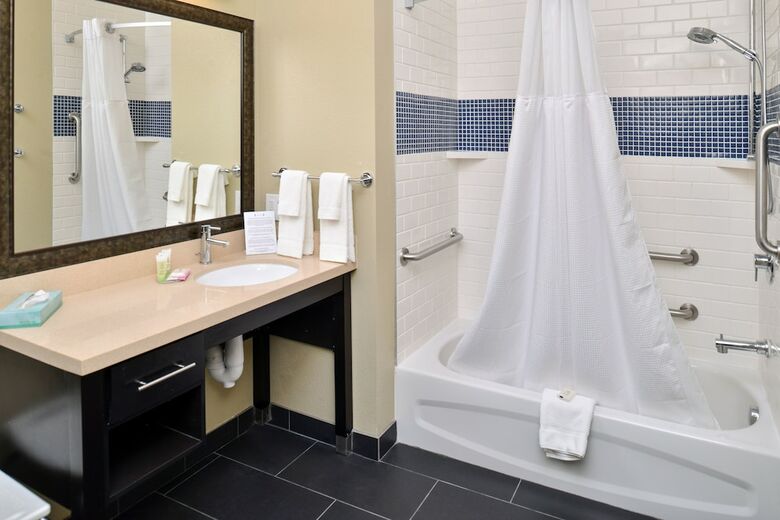 Hotel Staybridge Suites Rochester - Commerce Dr Nw
