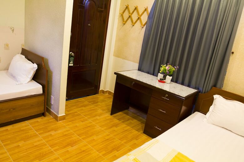 Spring Hotel