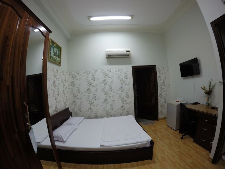 Spring Hotel