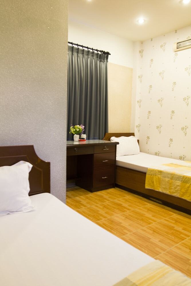 Spring Hotel