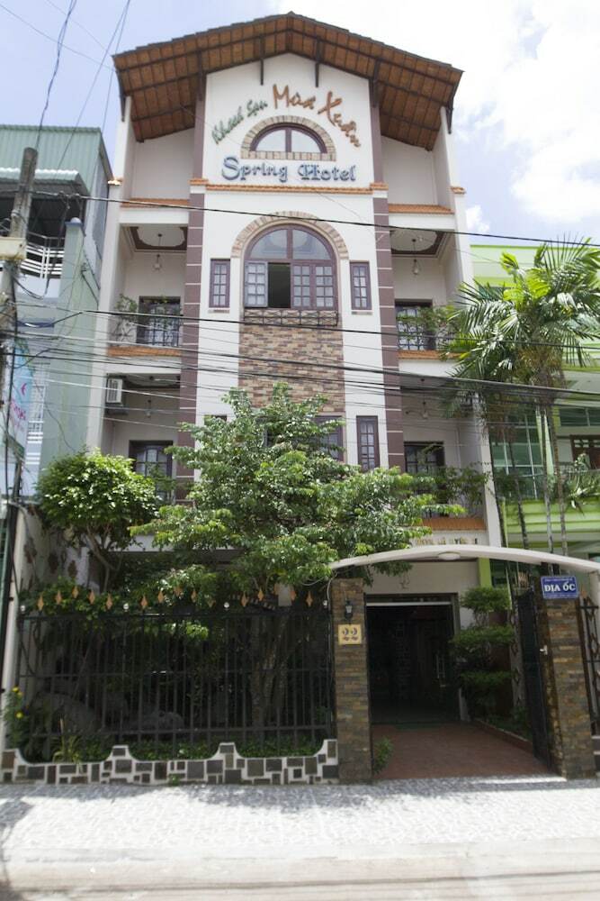 Spring Hotel
