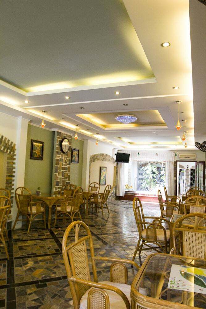 Spring Hotel