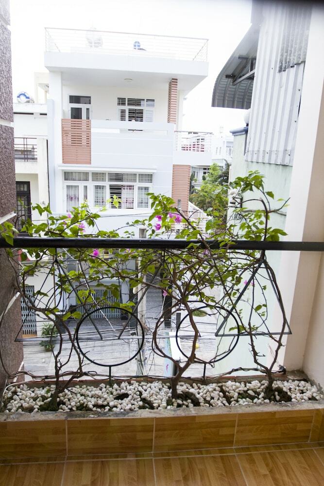 Spring Hotel