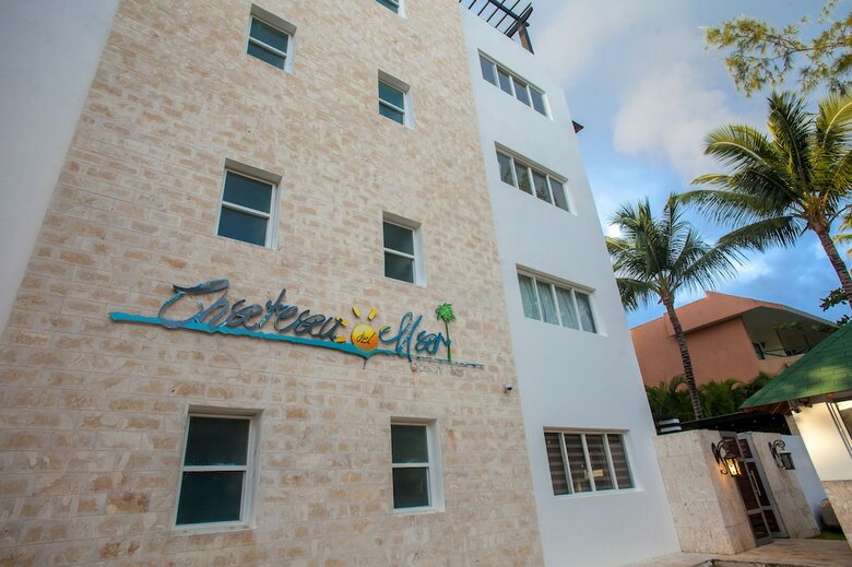 Chateau Del Mar