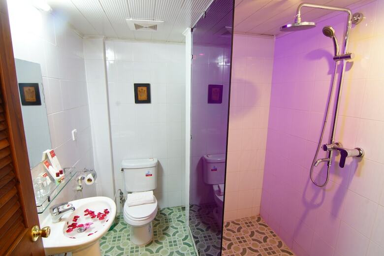 Shwe Ingyinn Hotel