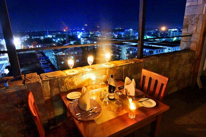 Shwe Ingyinn Hotel