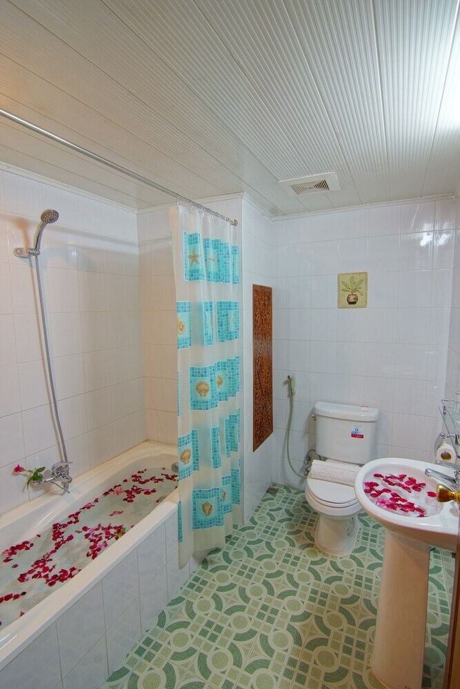 Shwe Ingyinn Hotel