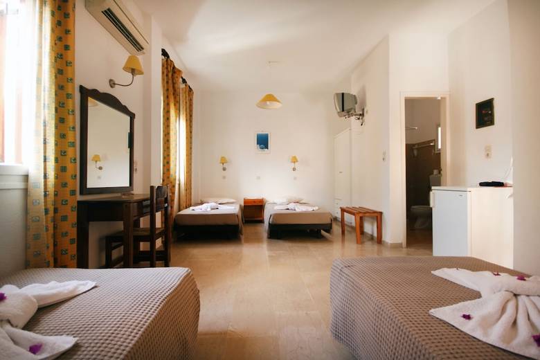 Nostos Beach Hotel