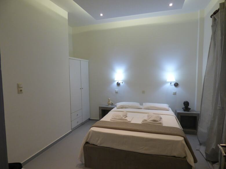 Nostos Beach Hotel
