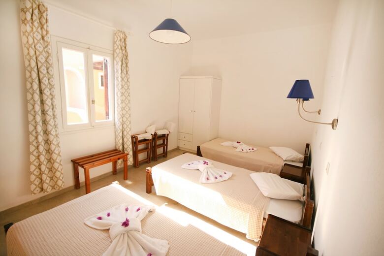 Nostos Beach Hotel