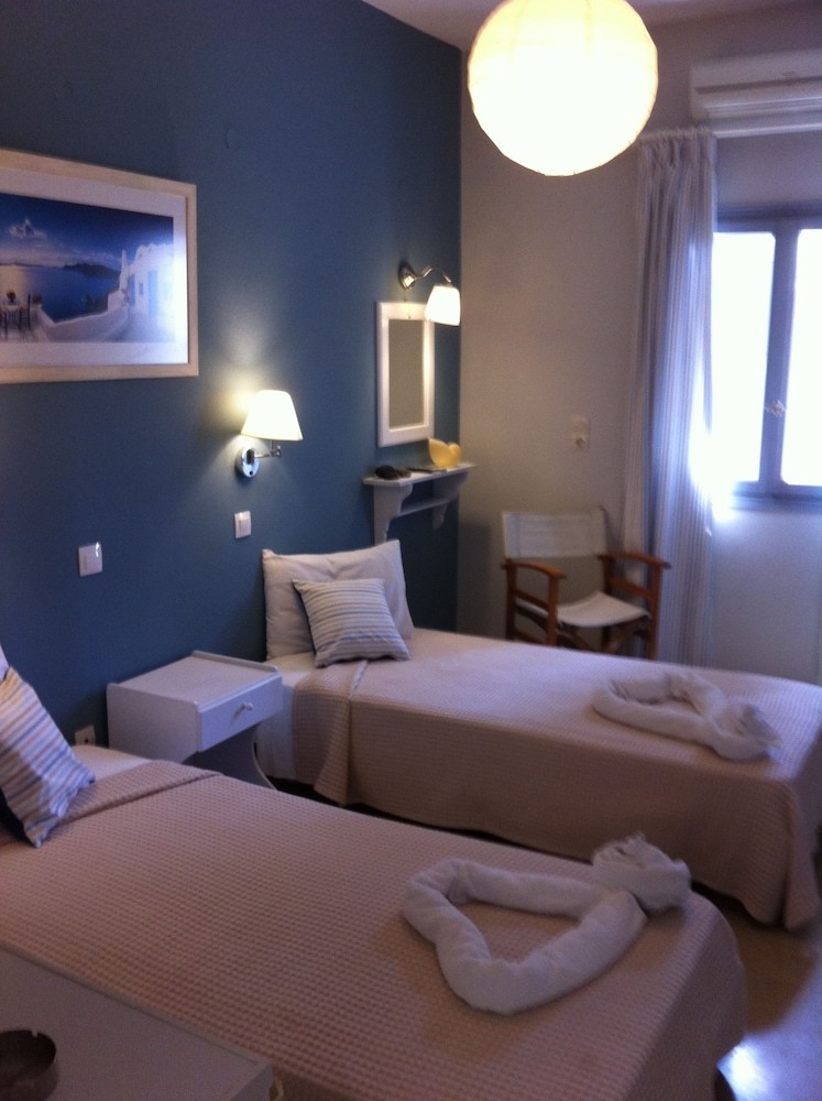 Nostos Beach Hotel