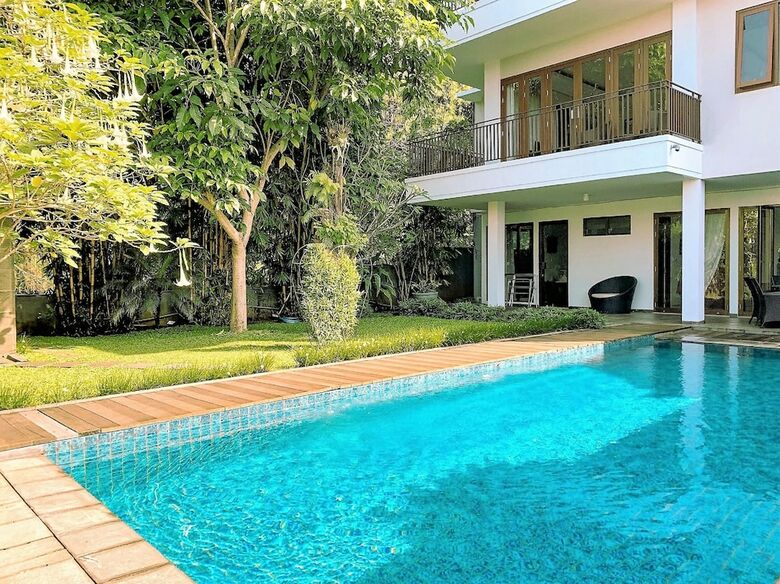 Asri Villa 4 Bedroom With A Private Pool