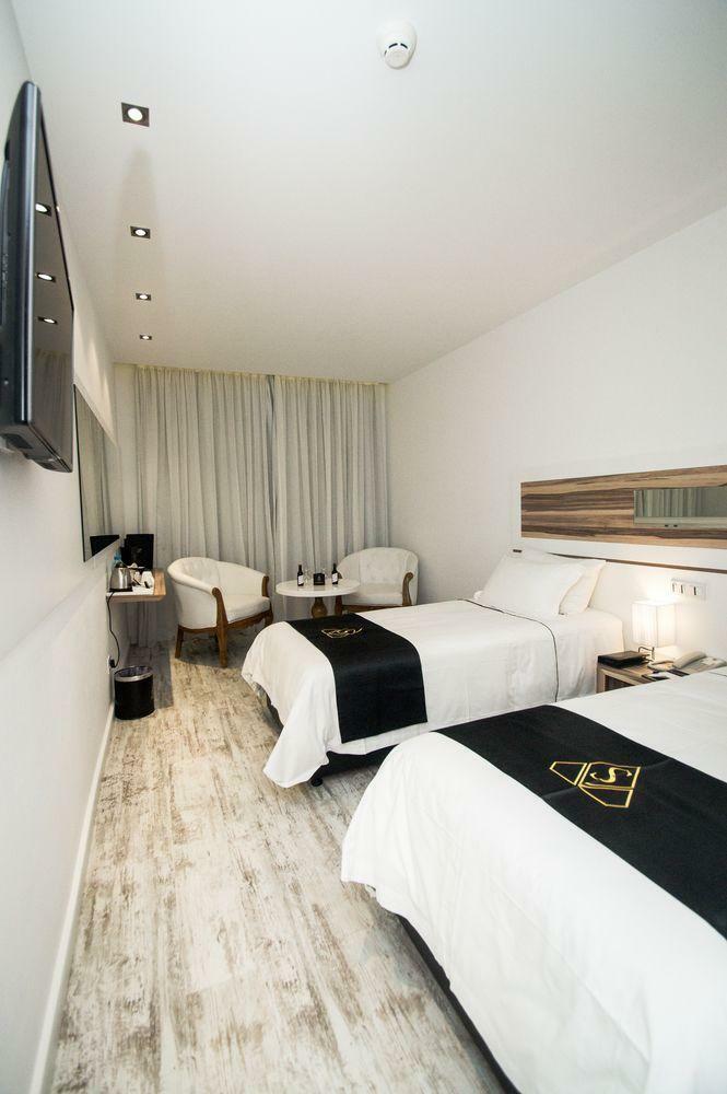 The Ciao Stelio Deluxe Hotel