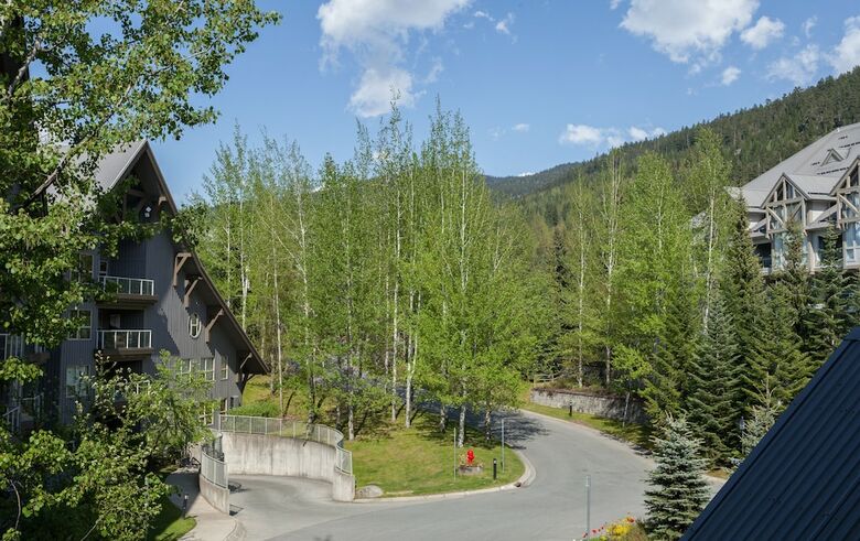 The Aspens By Whistler Premier