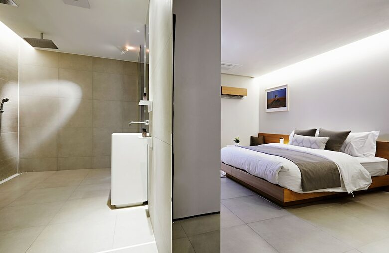 Hotel The Bathtel