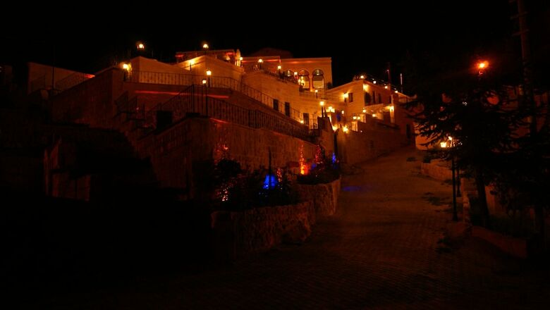 Sinasos Palace Cave Hotel