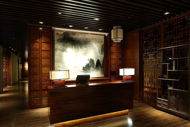 Hualuxe Hotels & Resorts Yangjiang City Center