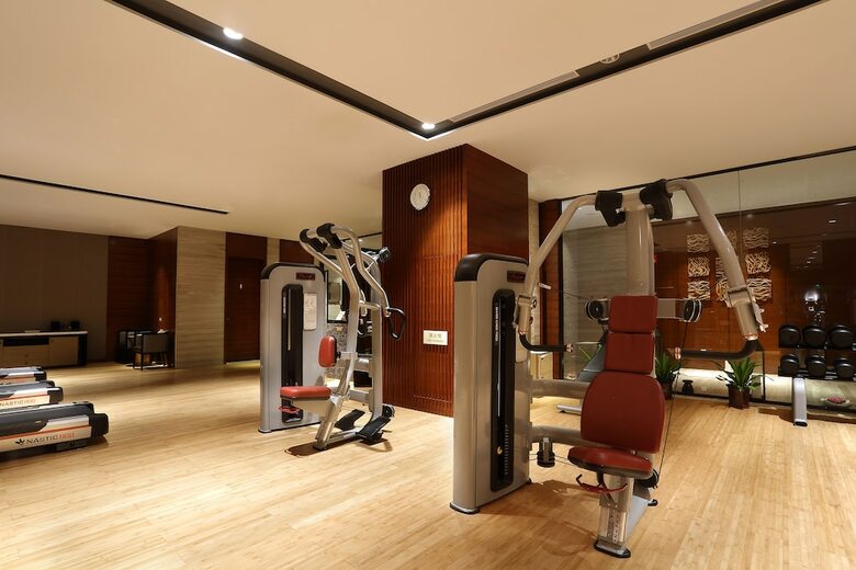 Hualuxe Hotels & Resorts Yangjiang City Center