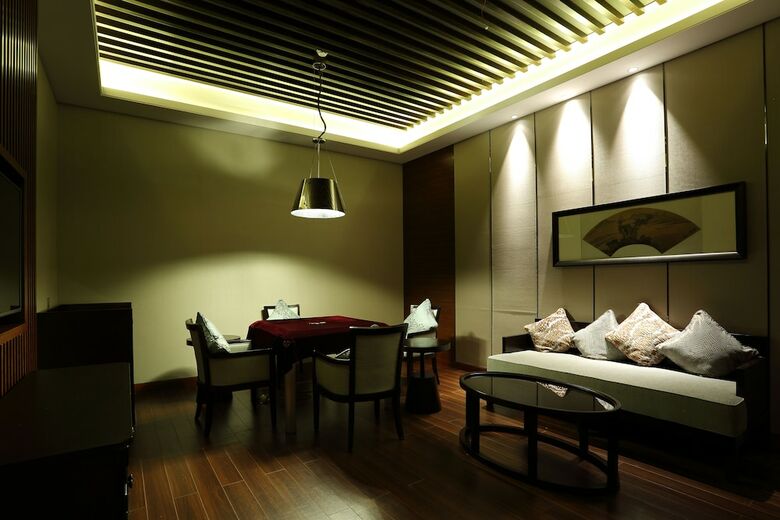 Hualuxe Hotels & Resorts Yangjiang City Center