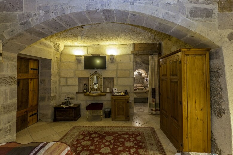 Mithra Cave Hotel - Special Class