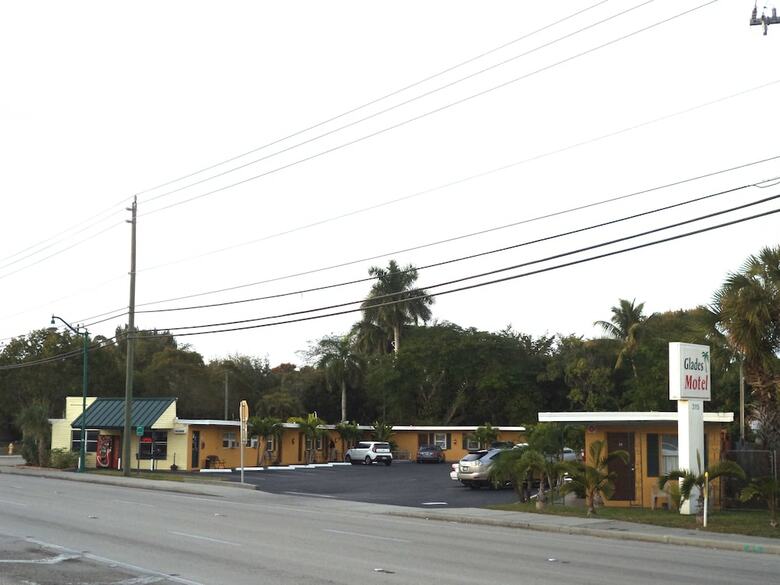 Glades Motel