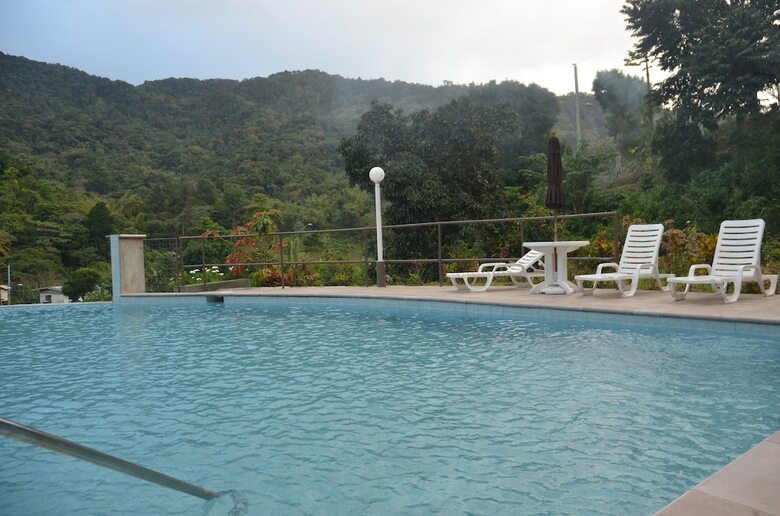 Hotel Amanecer: A Retreat And Spa