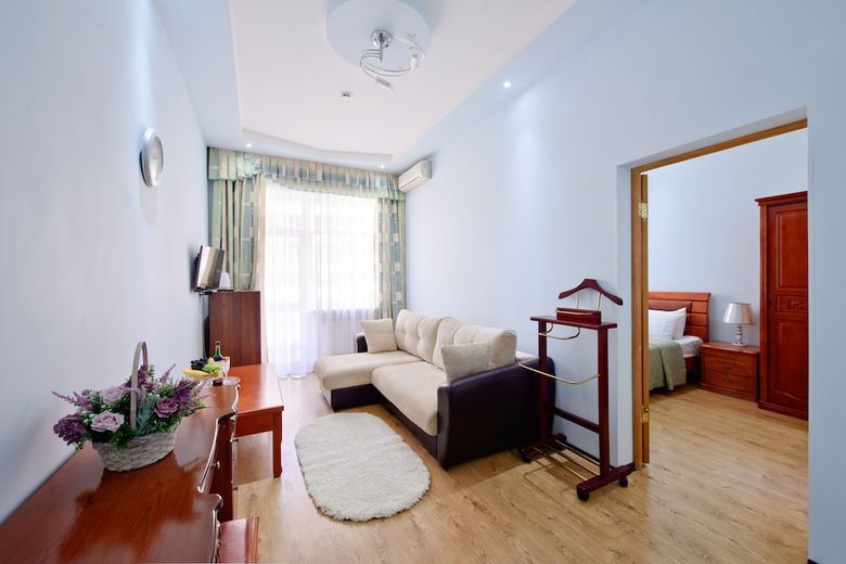 Raduga-prestige Hotel