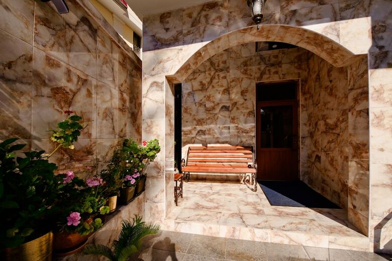 Raduga-prestige Hotel