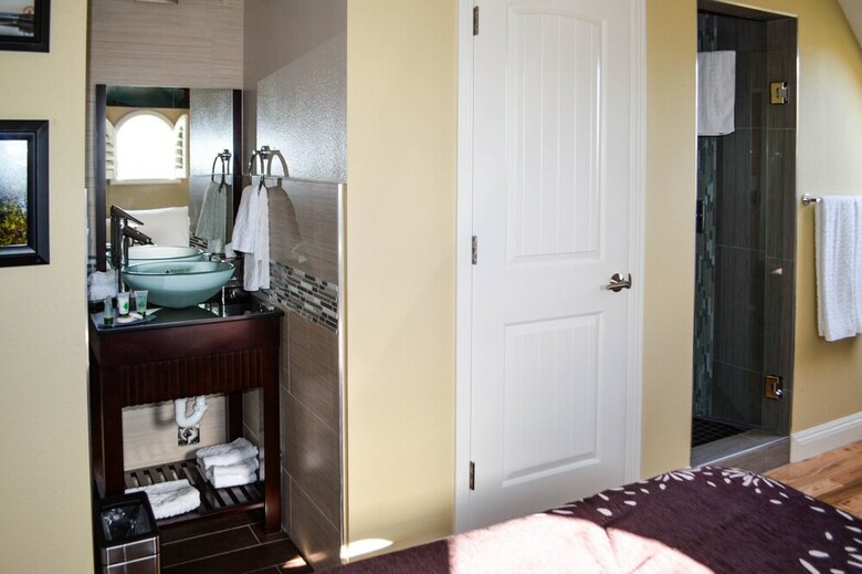 Hotel Rio Vista Suites