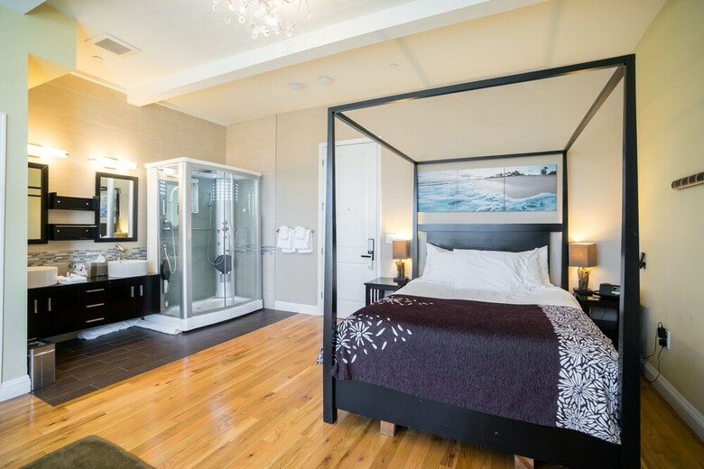 Hotel Rio Vista Suites