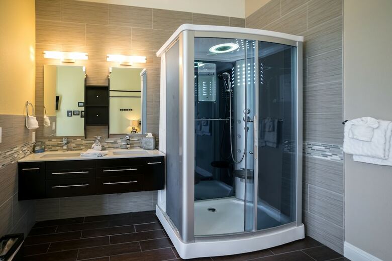 Hotel Rio Vista Suites