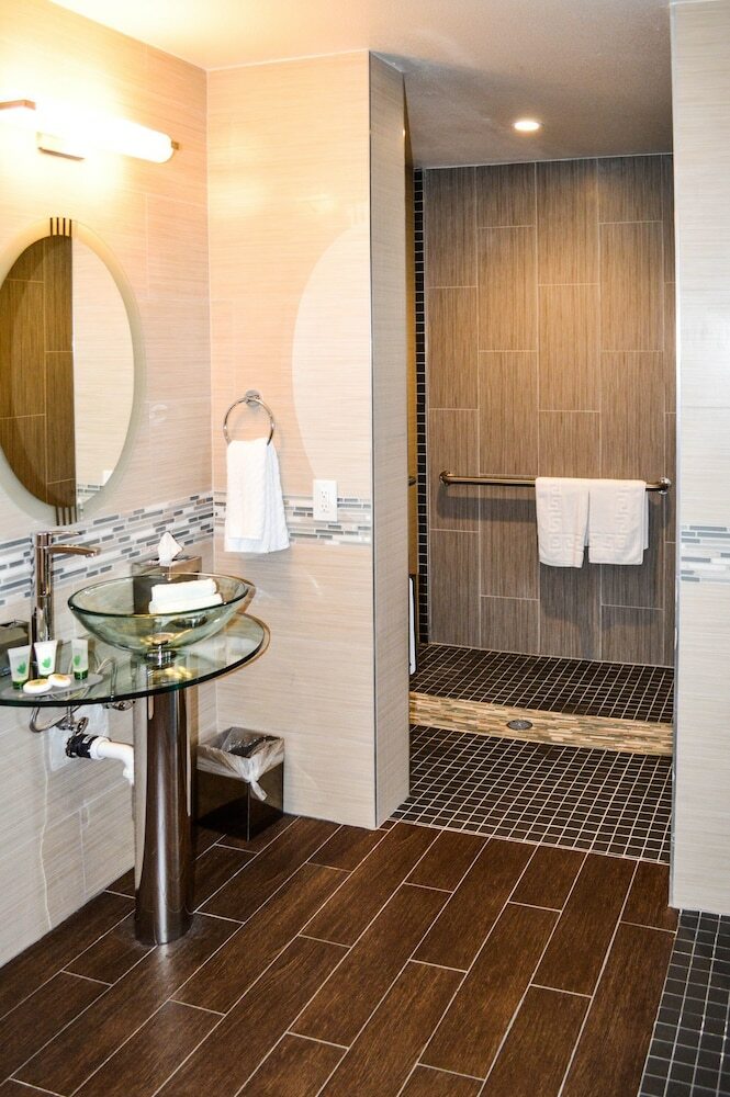 Hotel Rio Vista Suites