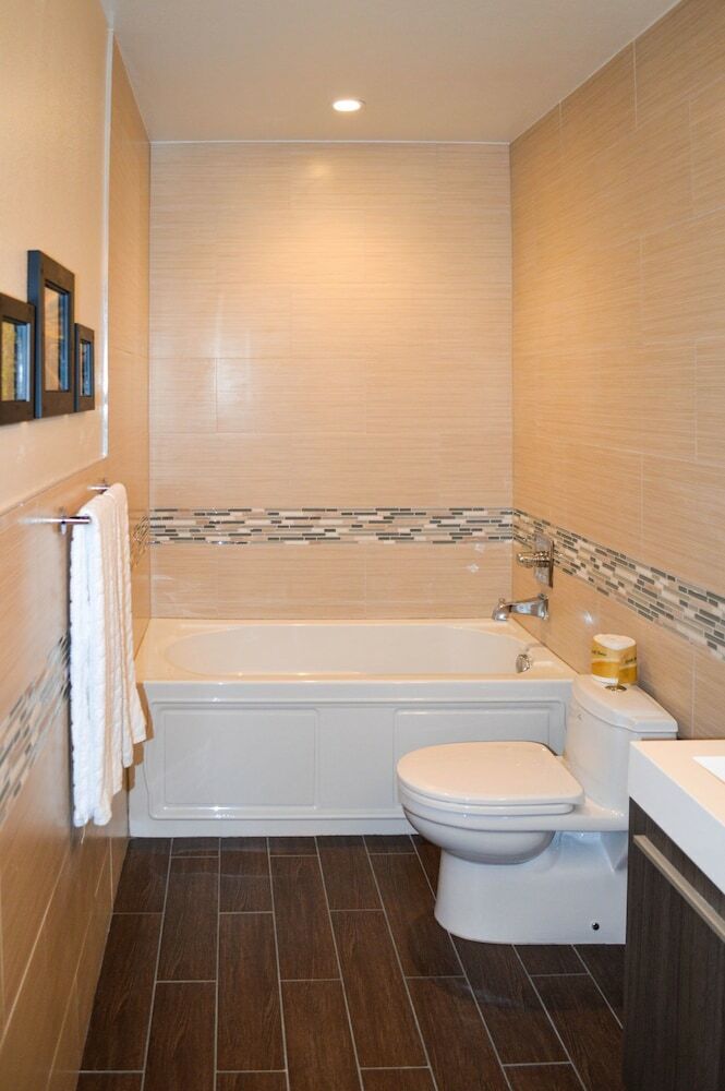 Hotel Rio Vista Suites