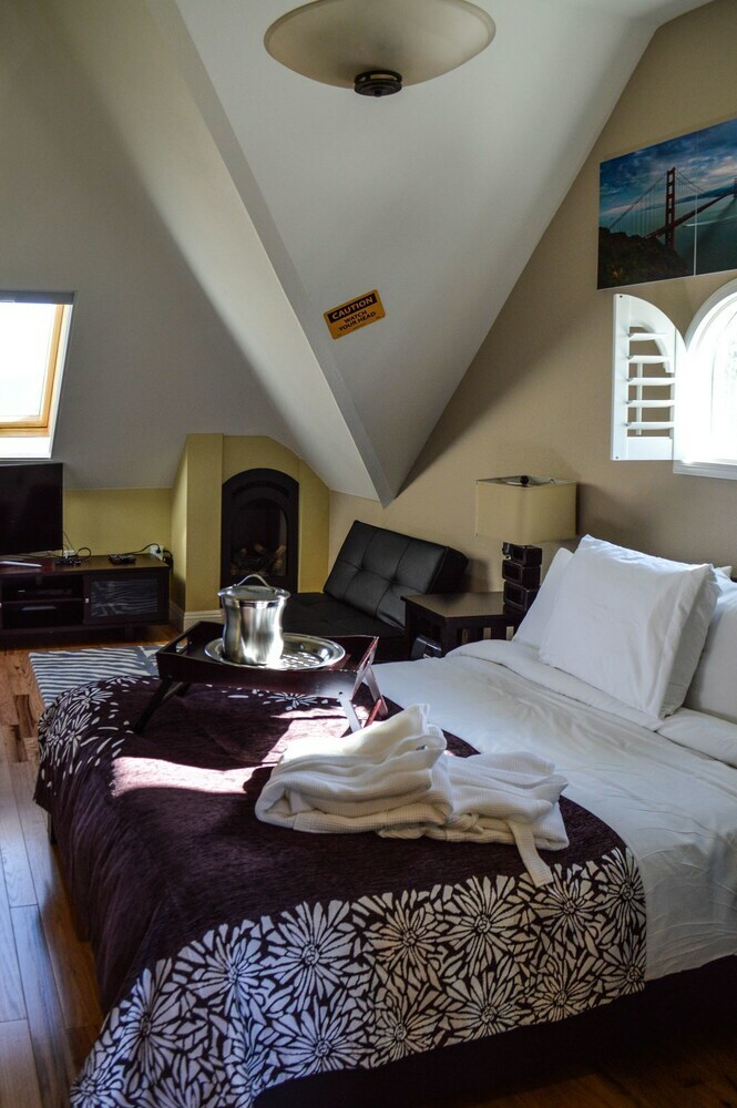 Hotel Rio Vista Suites