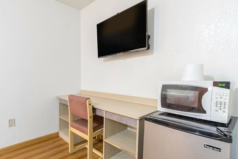 Motel 6 Orange, Ca - Anaheim