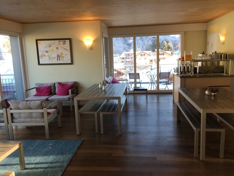 Hostal Alplodge Interlaken