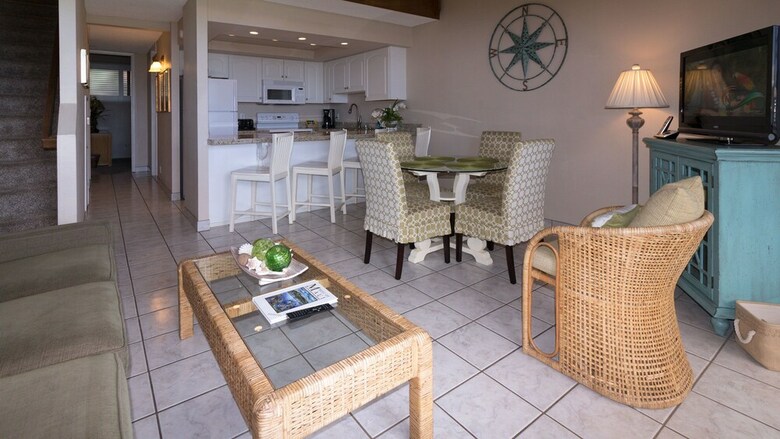Luana Kai Resort