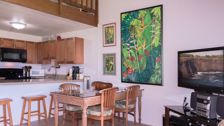 Luana Kai Resort