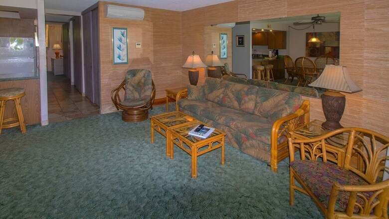 Luana Kai Resort