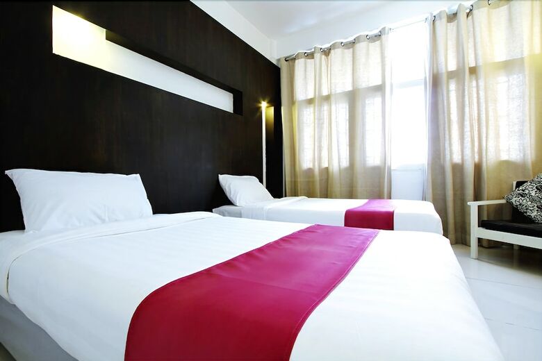 The Ratchathani Hotel