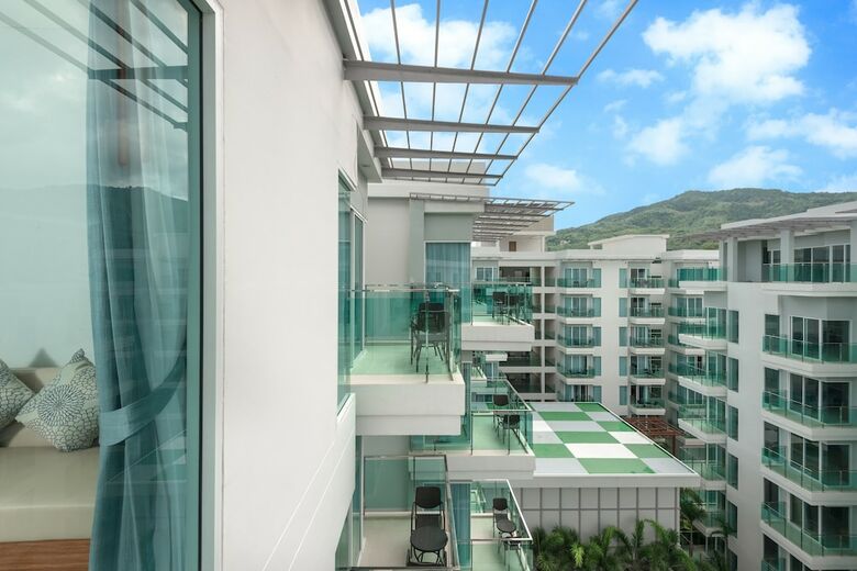 Hotel Fishermen's Harbour Urban Resort